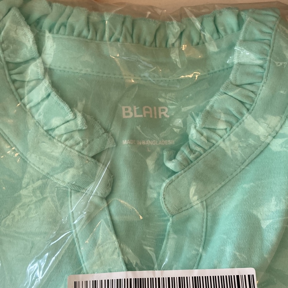 Beachglass Ruffle Tee - Picture 3 of 5